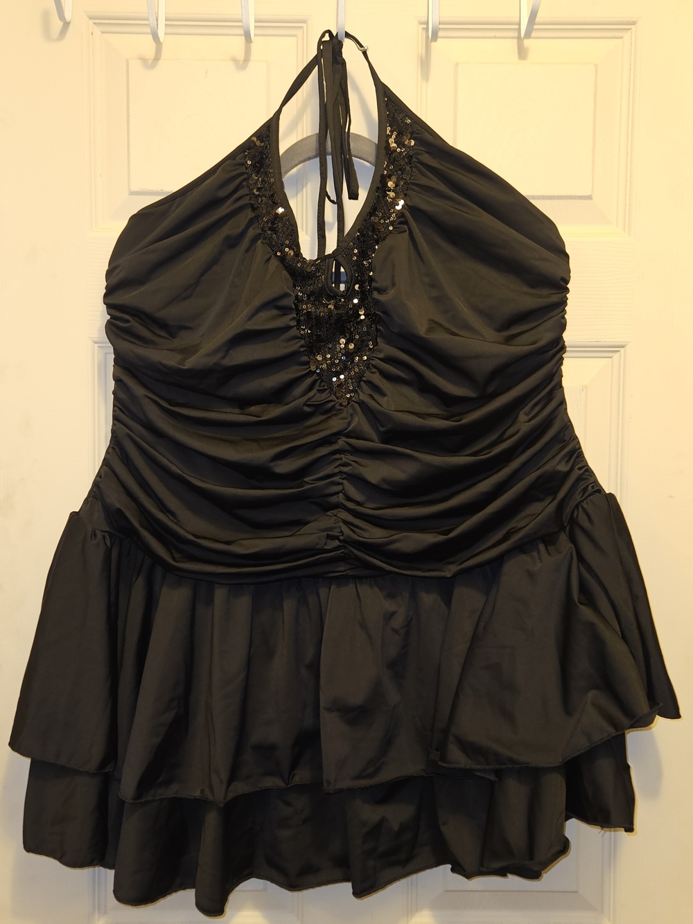 SHEIN Black Halter Ruffle Mini Dress with Sequin V-Neck